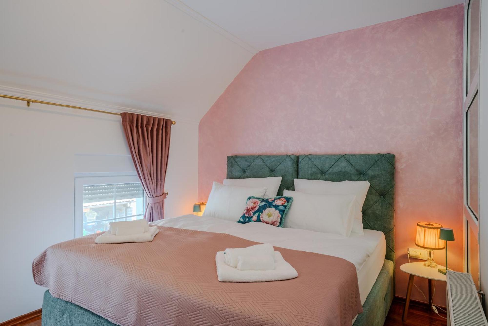 Rosa Bed & Breakfast